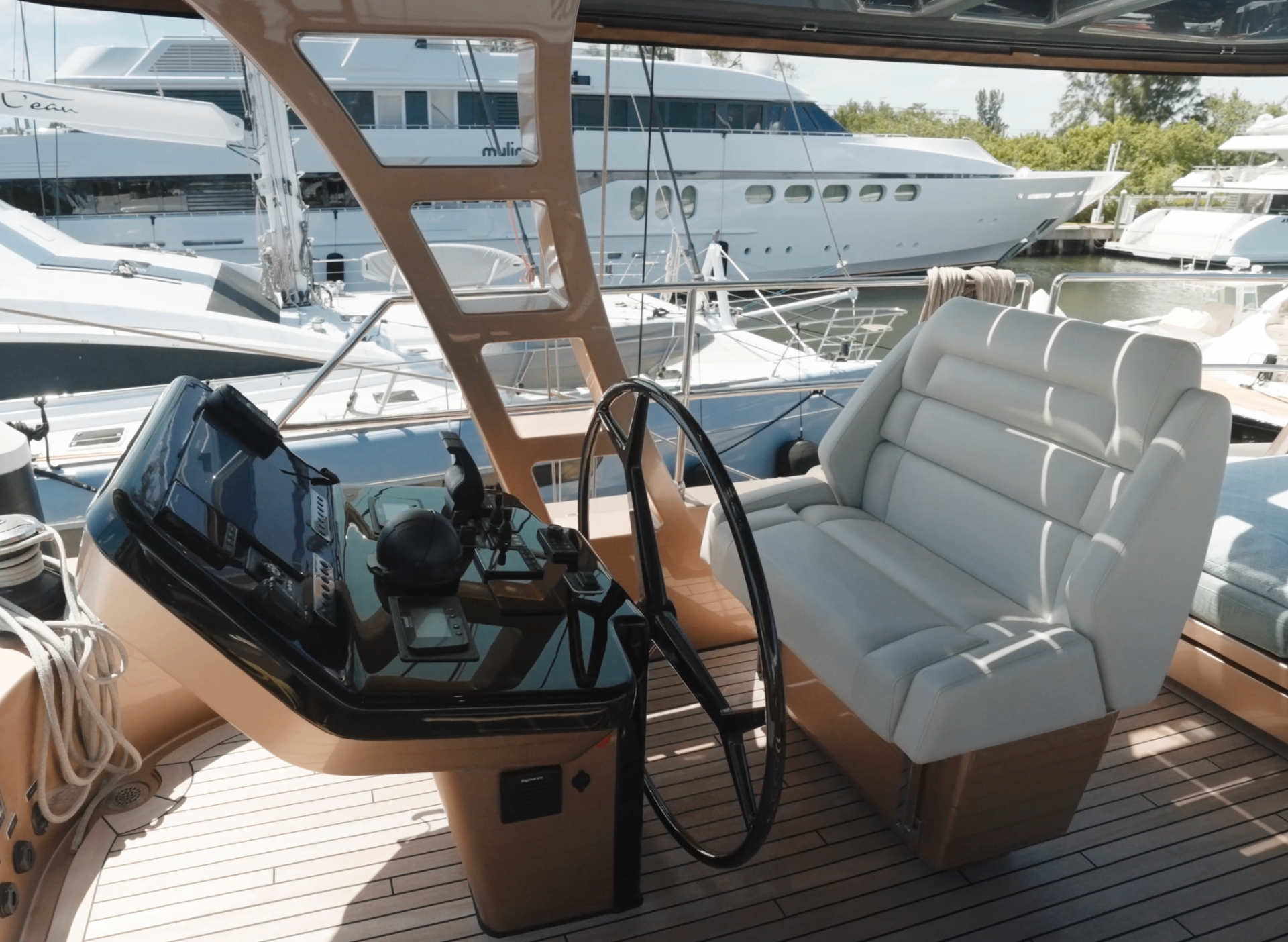 CATALLAXY flybridge helm station detail