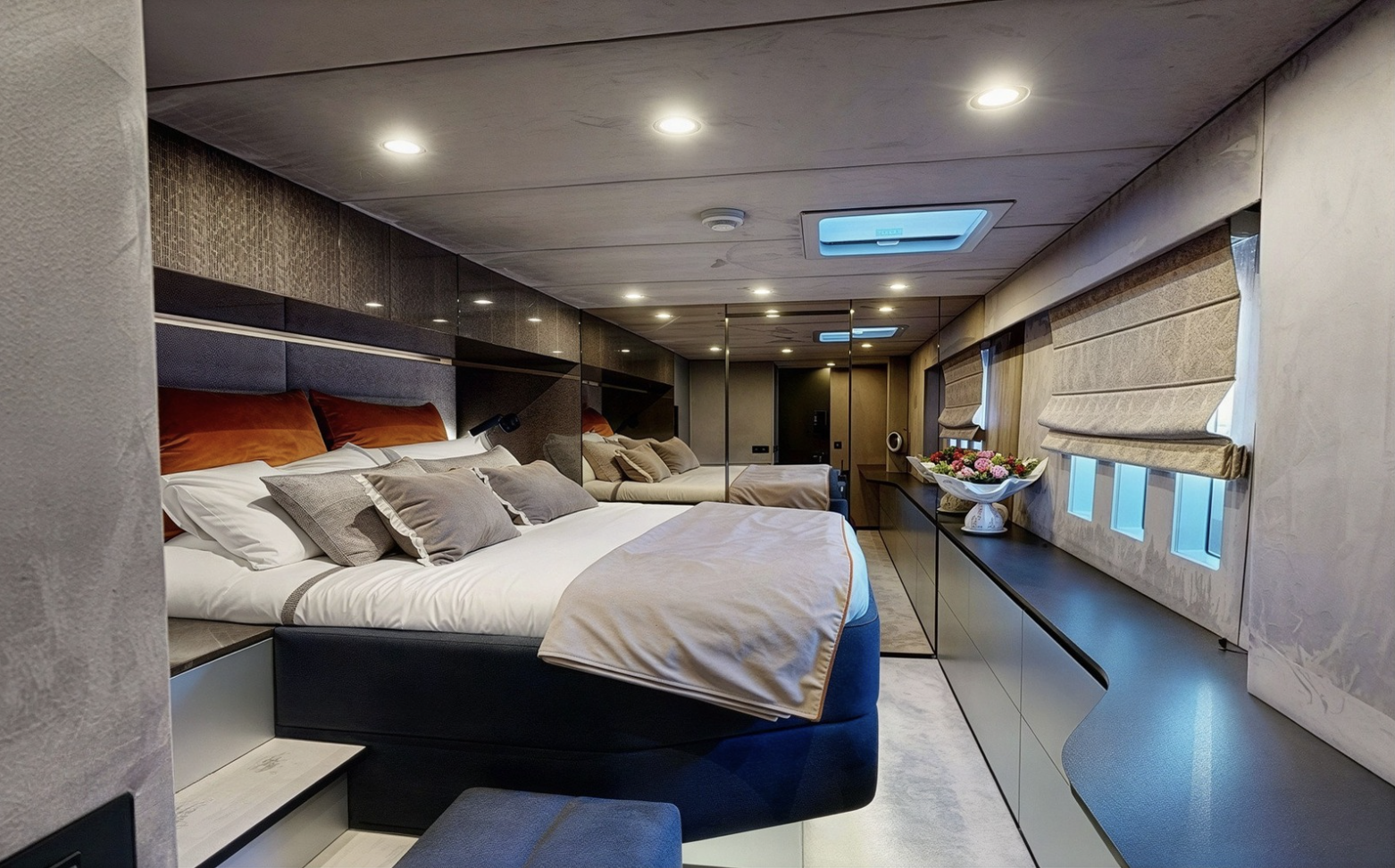 CATALLAXY master cabin suite